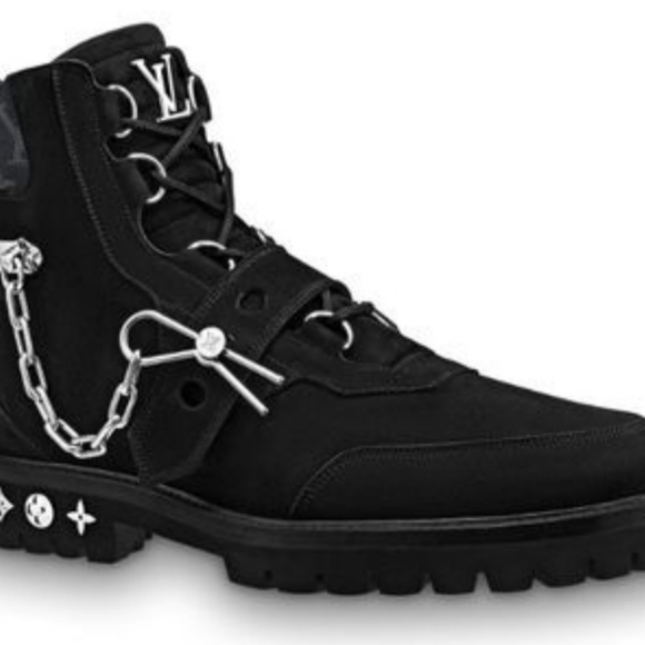 Mens Authentic Louis Vuitton Boots - Picture 13 of 13